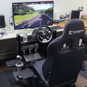 初めてアルミレーシングコックピットを組んでみる