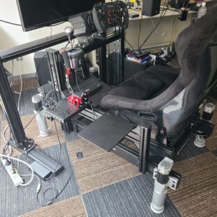 新商品 ３軸モーションレーシングシミュレーターを発売しました